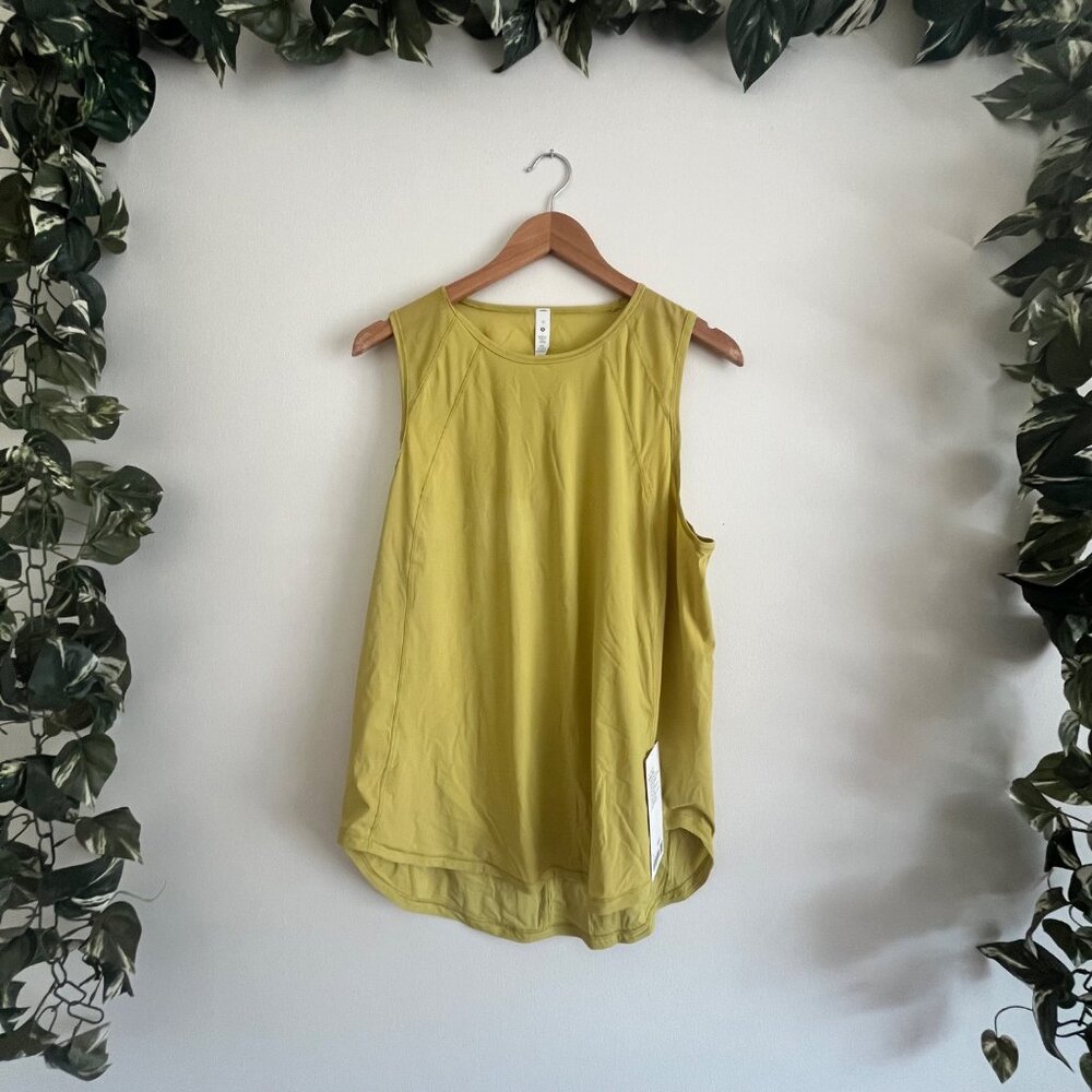 Lululemon Athletic Sculpt Tank Top Yellow Pear NWT Women’s Size 12